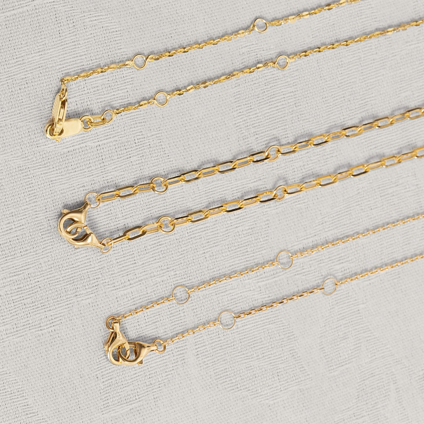 Jewlys Pivot 10K Solid Gold Paperclip Chain – 4-in-1 Versatile Design